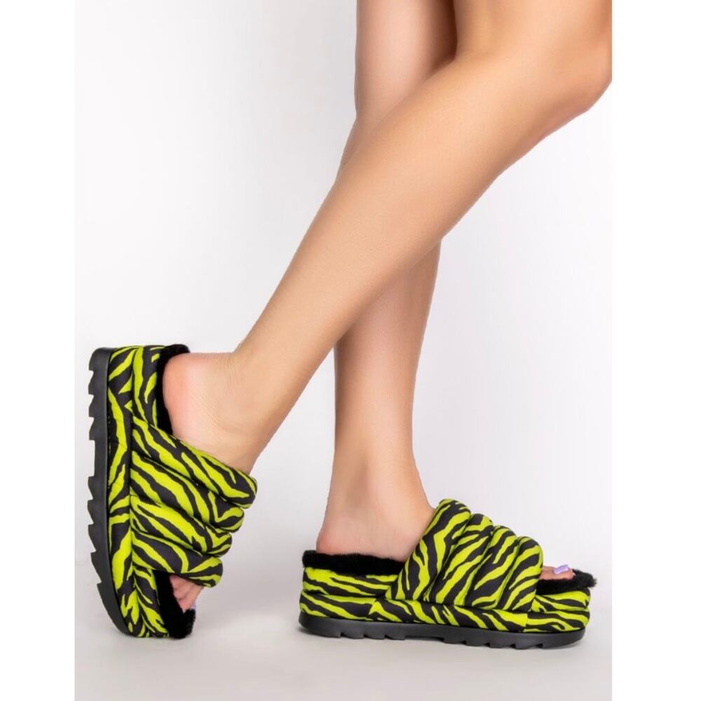 UGG women’s maxi slide tiger size 9 sheepskin sandals black green - Picture 11 of 11